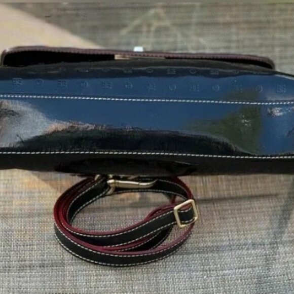EUC Arcadia Patent Black Patent Leather with White Stitching - Picture 3 of 9
